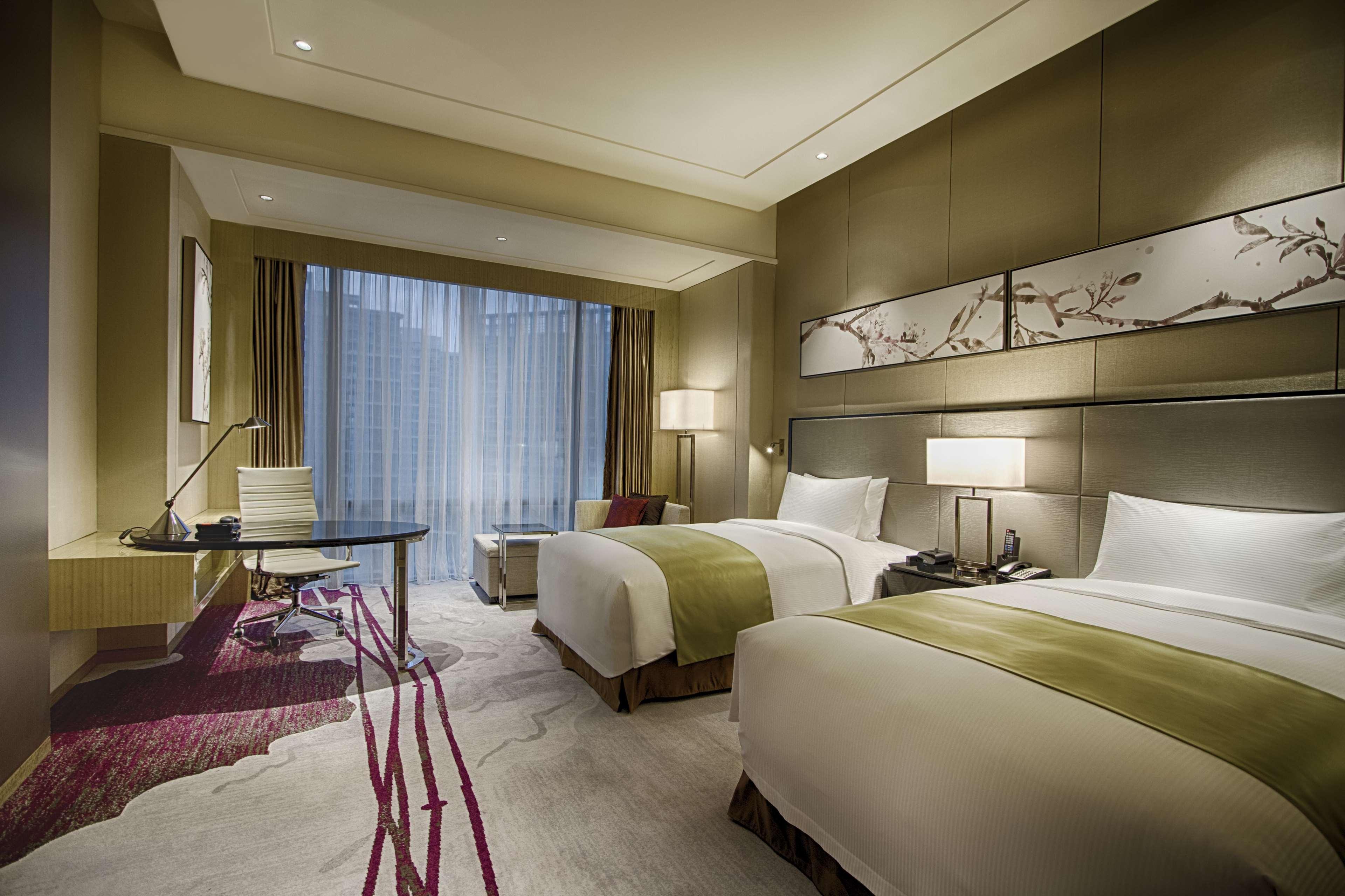 Doubletree By Hilton Heyuan Hotel Екстериор снимка