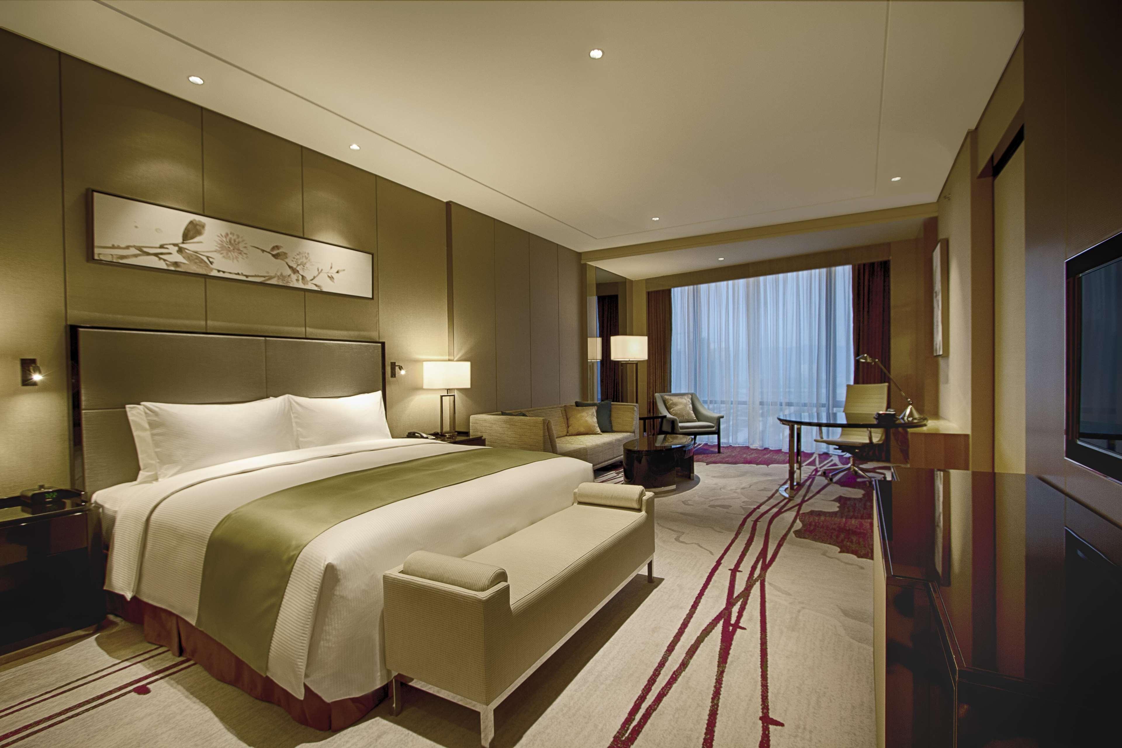 Doubletree By Hilton Heyuan Hotel Екстериор снимка