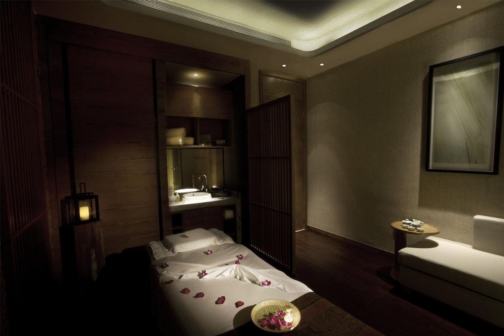 Doubletree By Hilton Heyuan Hotel Екстериор снимка