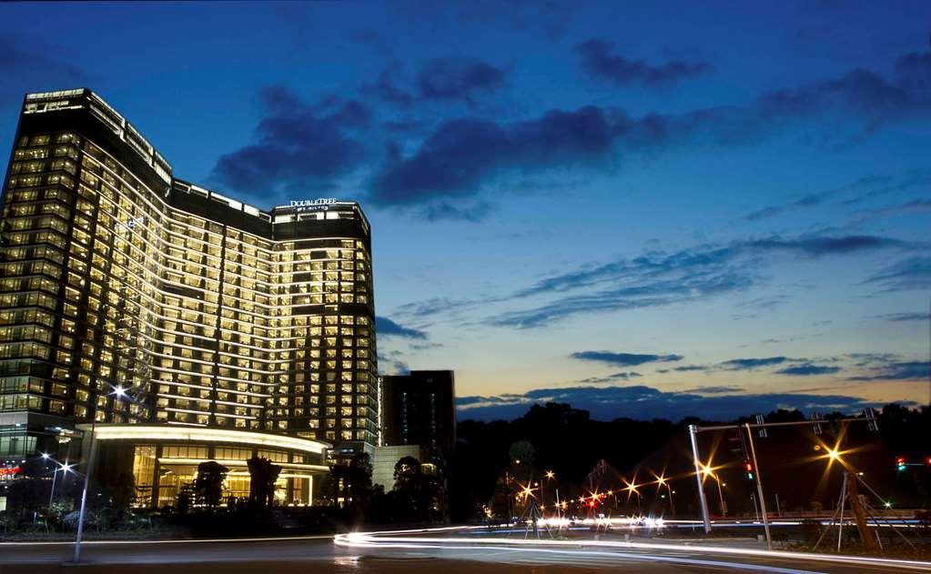 Doubletree By Hilton Heyuan Hotel Екстериор снимка